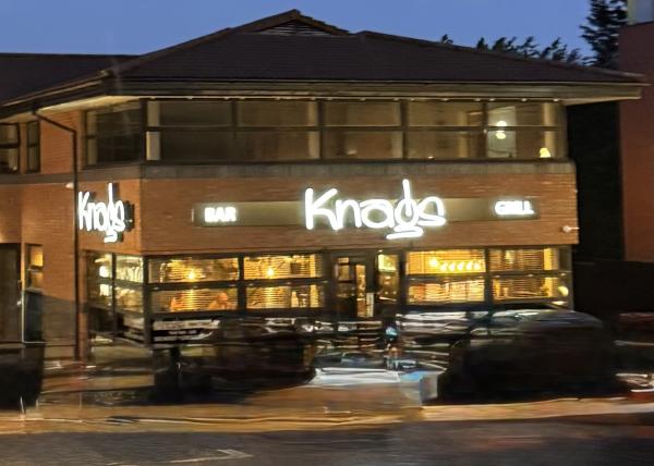 Knags Bar and Grill