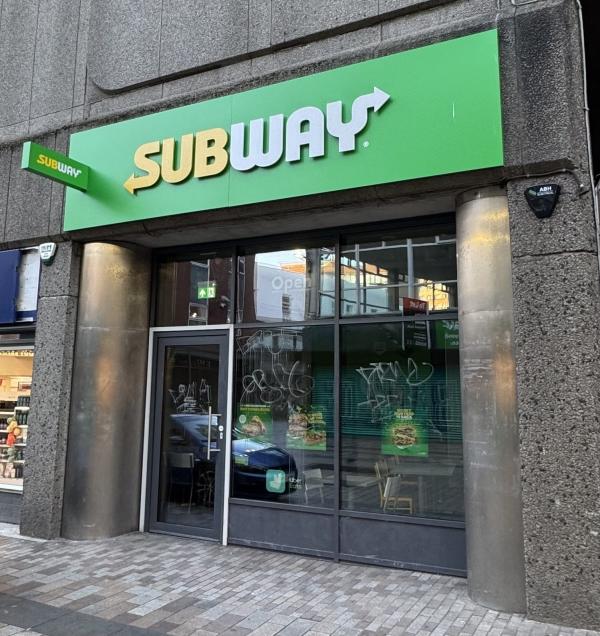 Subway Fountain Street