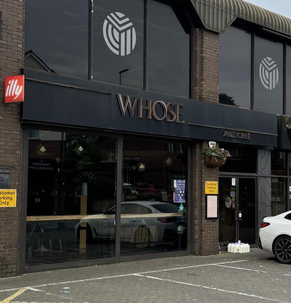 Whose Cafe